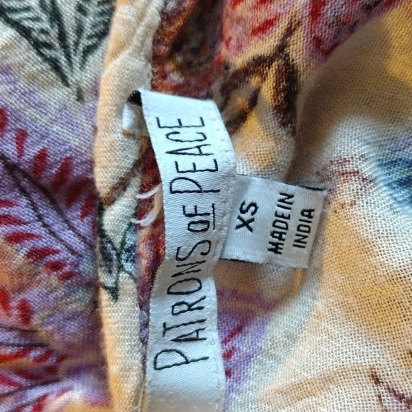 Patrons Of Peace Floral Print Cream Top - Picture 2 of 4